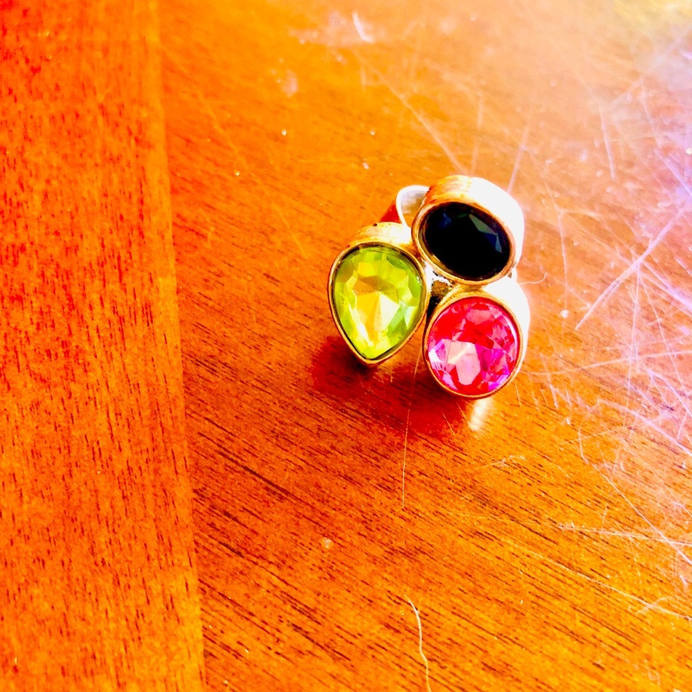 3-stone multil-color cocktail Ring